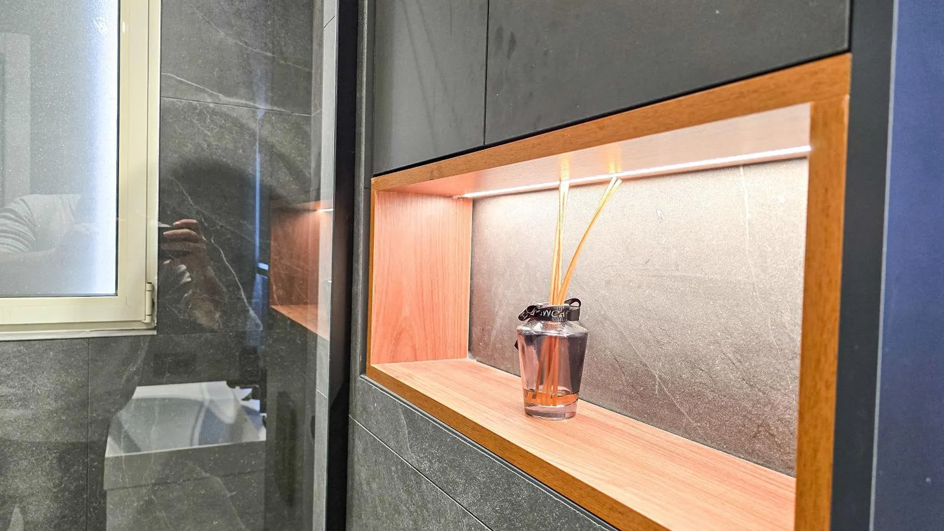 Luxury 2 Bedroom Apartment تيرانا
